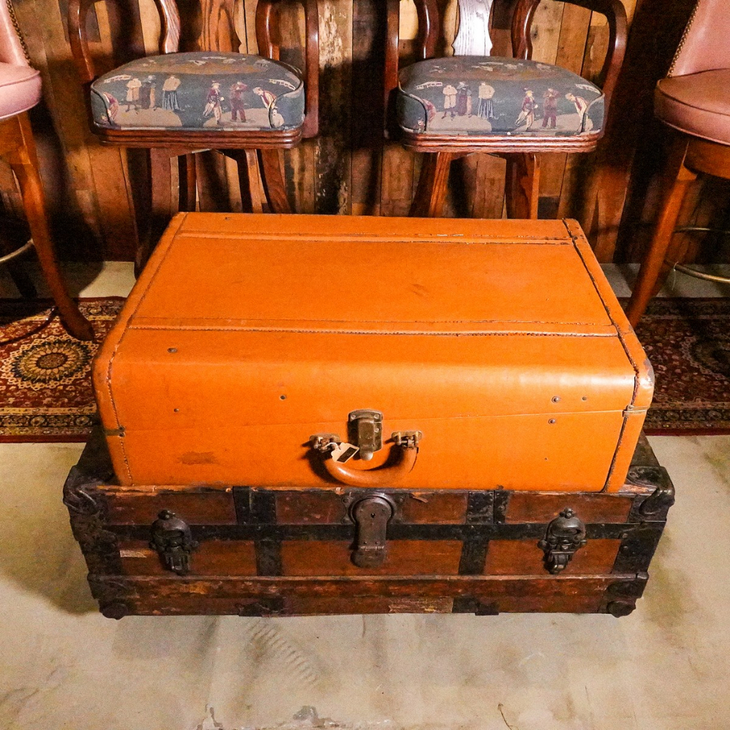 【Vintage &amp; Deco】60年代 罕見直式美國古董手提箱 復古手提皮箱 復古老件行李箱