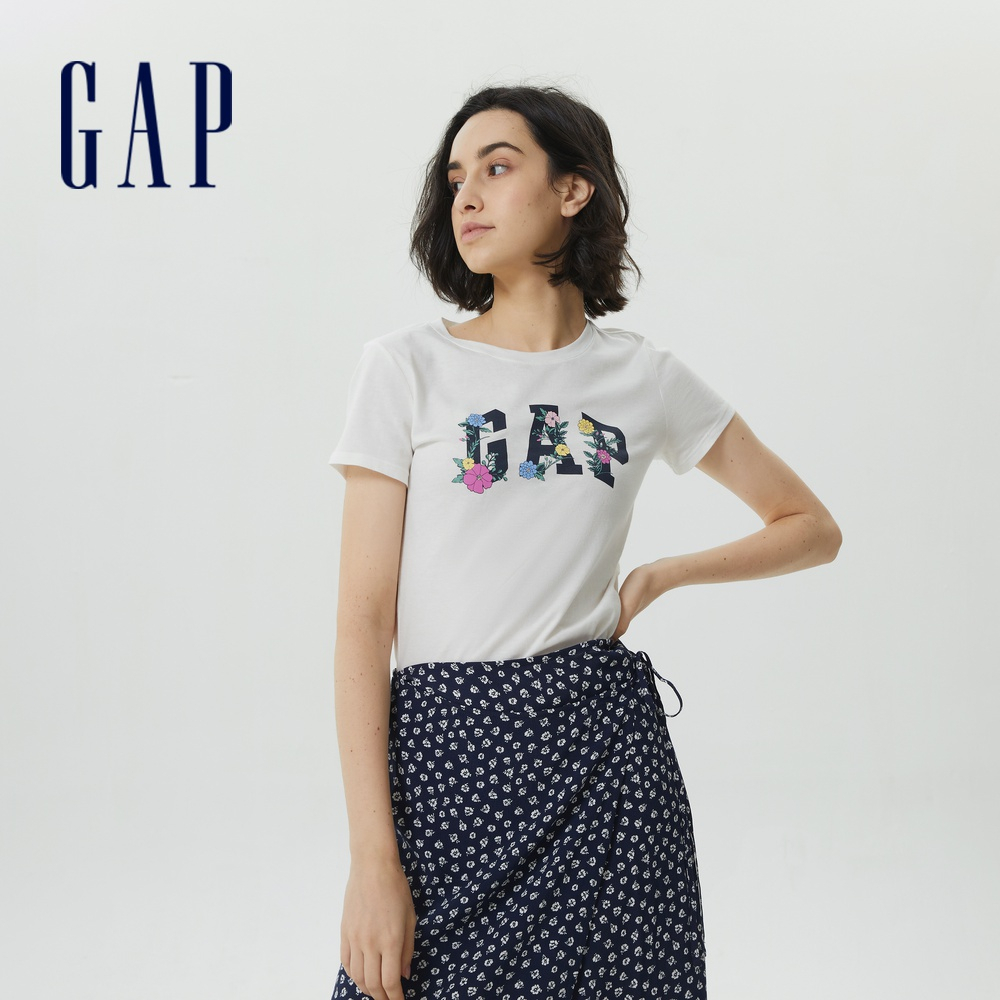 Gap 女裝 Logo純棉修身圓領短袖T恤-米白色(268820)