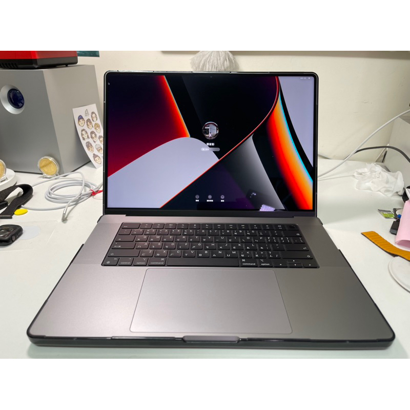 2022購入太空灰 Apple MacBook Pro 16吋 M1 Pro 晶片16G/512G