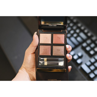 【現貨24小時出貨】全新 日本帶回 TOMFORD 4色眼影盤 TF眼影盤 TOM FORD