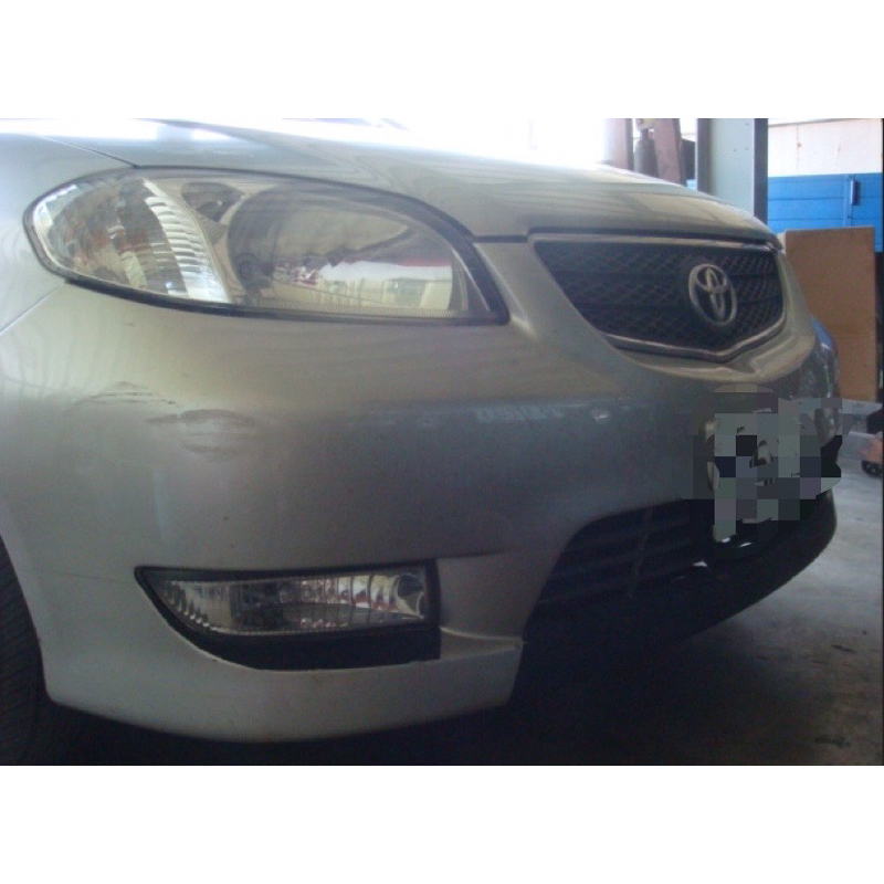 TOYOTA ALTIS 01-03年 前保桿霧燈 霧燈 副廠件 (賣場有前後保桿.水箱.冷排. 升降機 歡迎詢問)