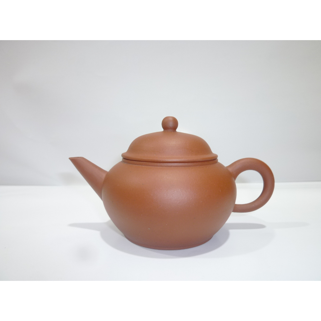 1580茶壺.紫砂壺.朱泥壺/早期墨緣齋意堂製鋼盔蓋水平壺