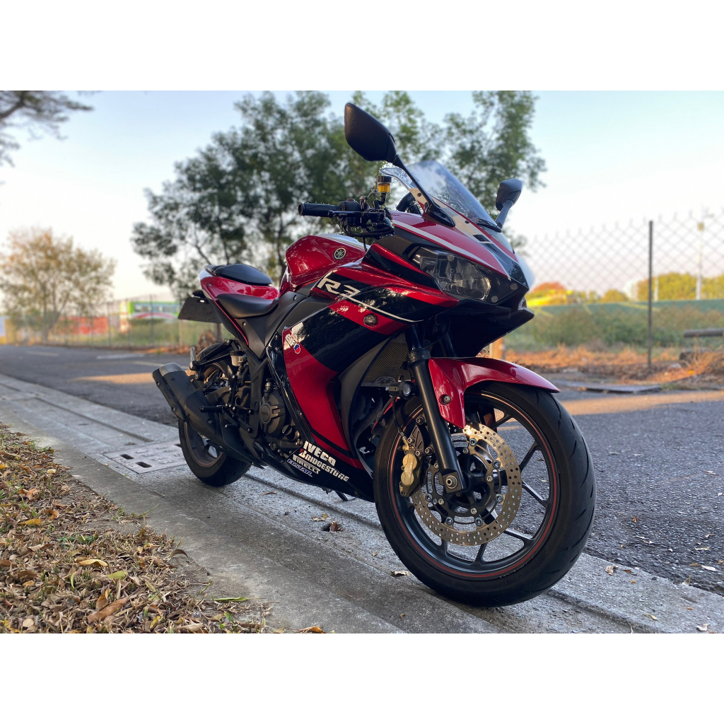 YAMAHA YZF-R3 二手檔車中古車配合全額.超額.學生貸款強力過件白牌黃牌紅牌仿賽街車大型重機滿18即可辦理