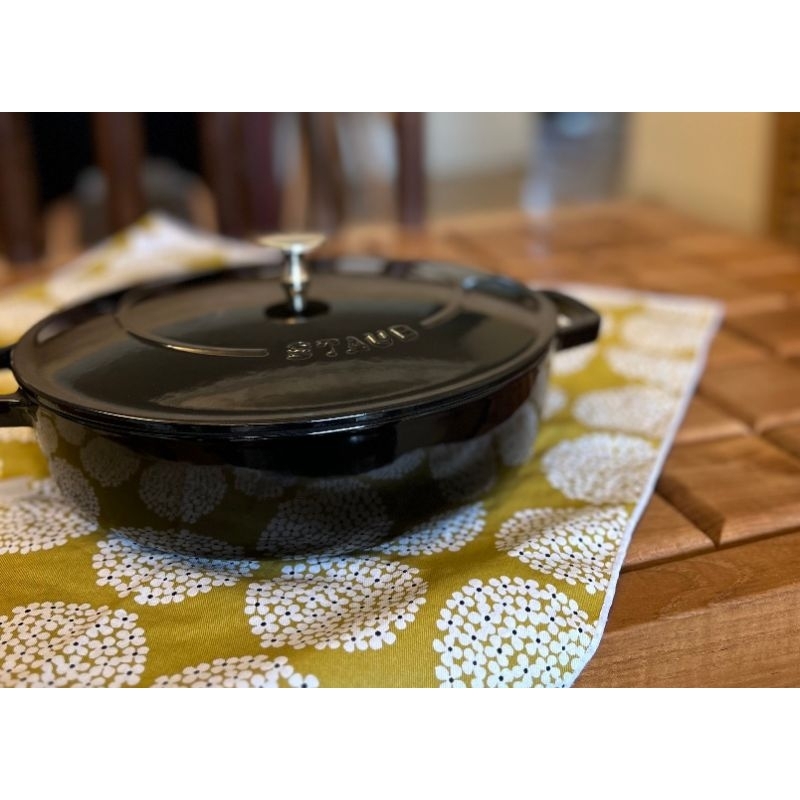 Staub 26cm 黑色 淺燉鍋 鑄鐵鍋