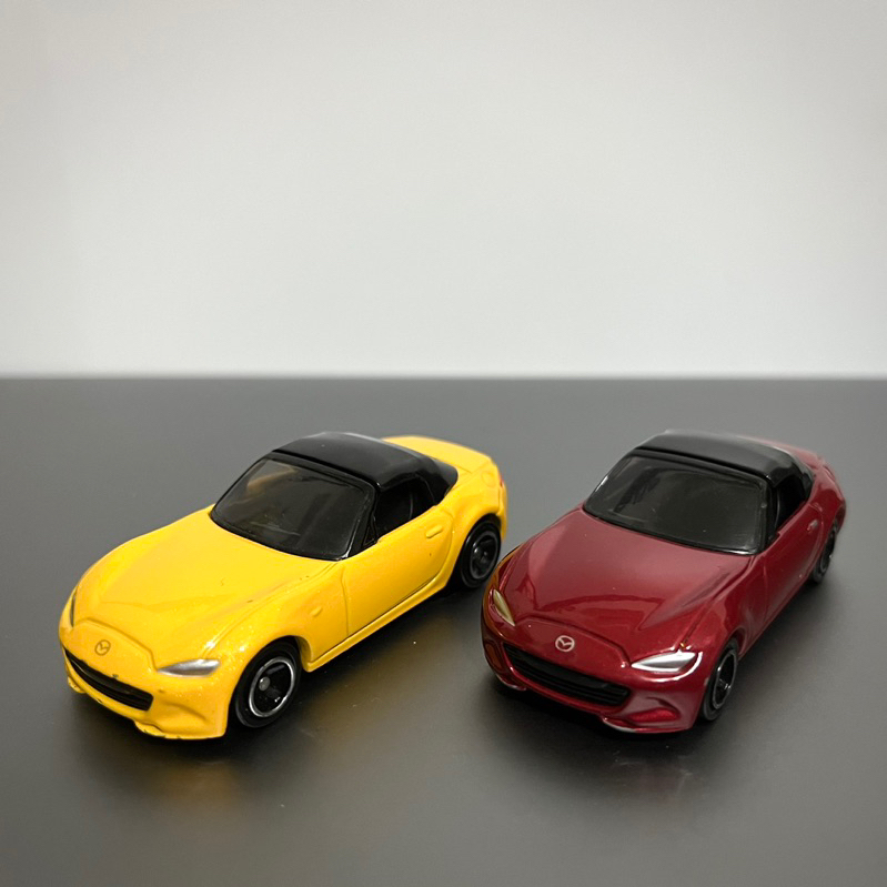 Tomica 26 Mazda Roadster 盒組限定版 + 一般版合售