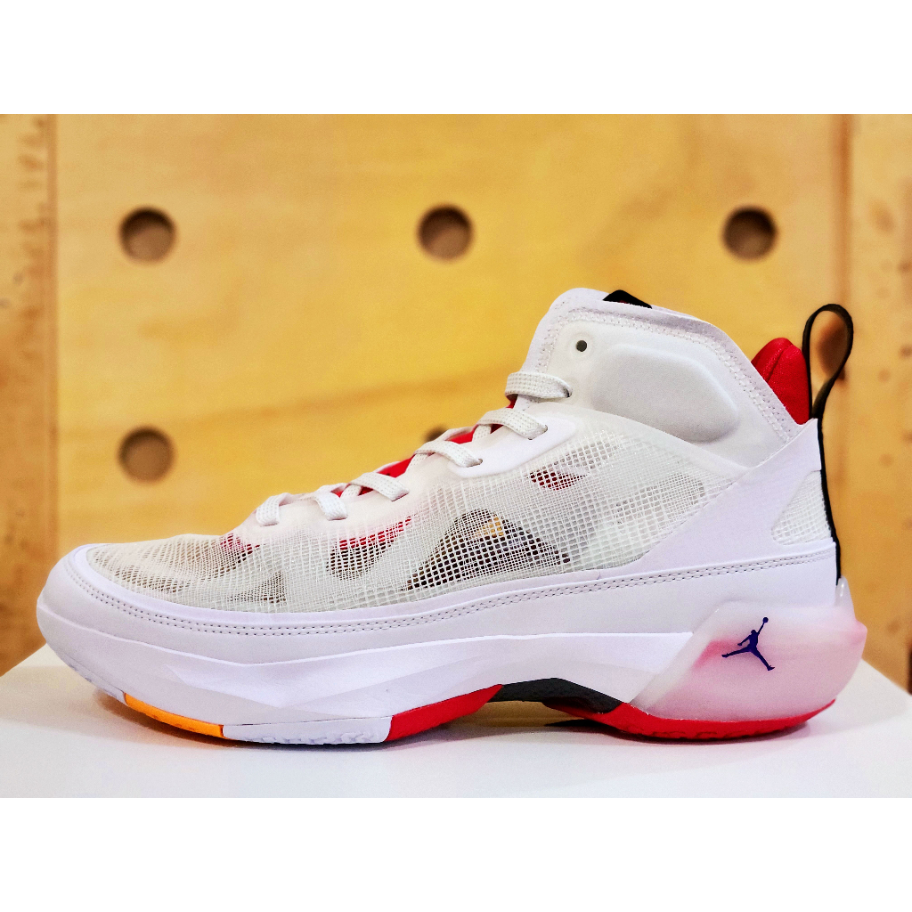 Nike  Air Jordan XXXVII PF Hare 兔寶寶 白紅 籃球鞋 DD6959-160 US8