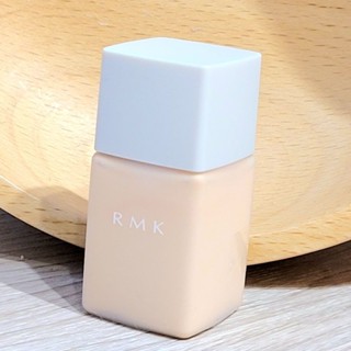 桃桃貓🌱 RMK 完美無瑕粉底液15ml 色號200L 期限2026.03 ✅100%臺灣專櫃貨 ✅有中文標籤
