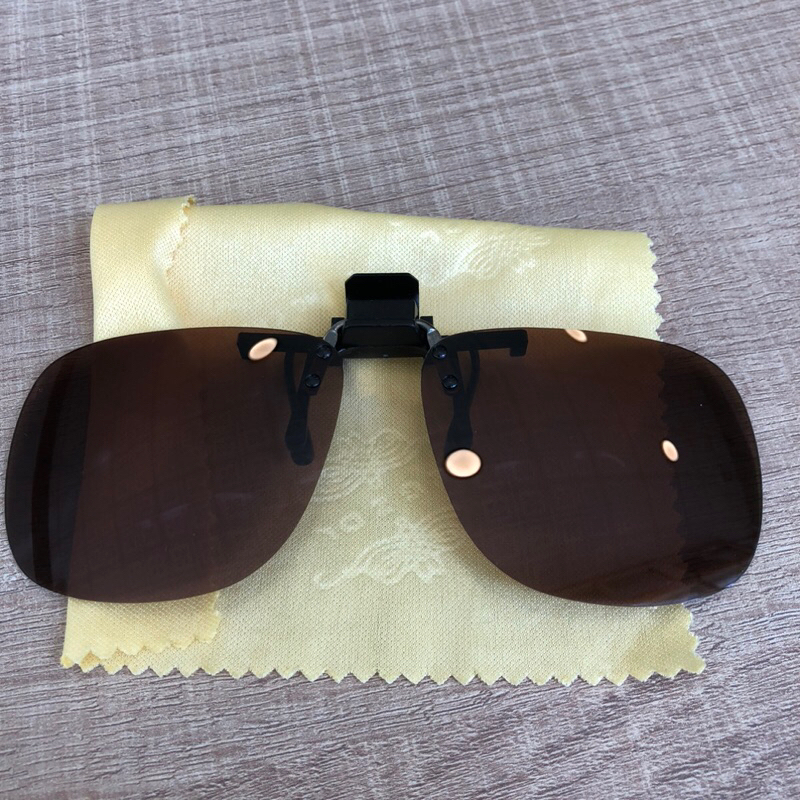 近新僅試戴⛱️偏光夾式太陽眼鏡 茶色