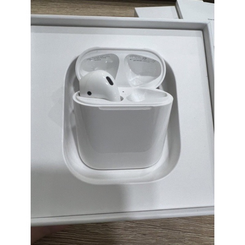 Apple AirPods 2代 搭配充電盒 無線藍牙耳機 台灣公司貨