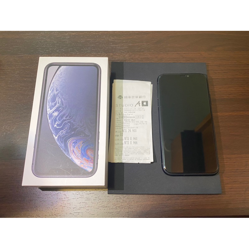 轉賣二手正品IPhone XR 黑色手機（64GB)