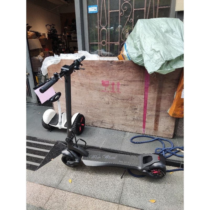 水星動力雙驅15Ah二手電動滑板車