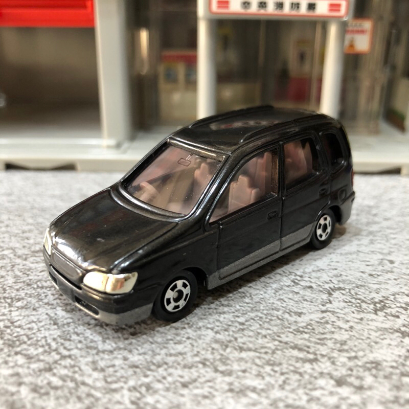 Tomica 16 Toyota Corolla spacio