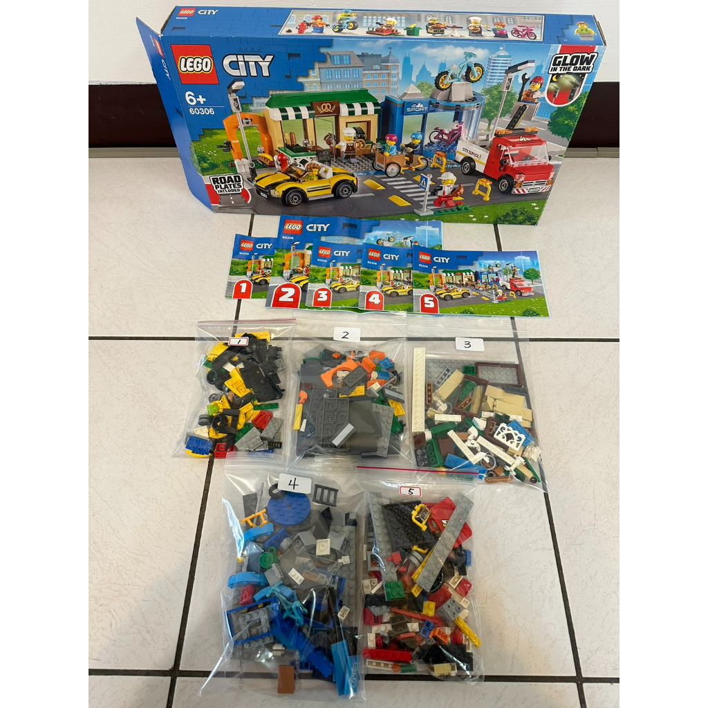 保證正品~60306～二手LEGO樂高CITY城市系列-城市商店街 60306