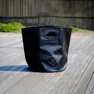 日本衝浪品牌 TAVARUA 防水袋 水桶袋 軟式收納箱 防寒衣 收納袋 防水包 攜帶式 防水桶 可折疊 現貨 水桶