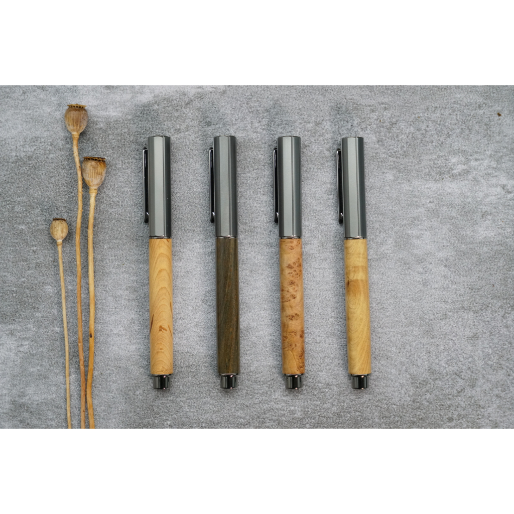 五度木作 手工木製拔蓋式鋼珠筆(黃檜木、綠檀木、香衫瘤、肖楠) 木頭筆 手作 木製筆