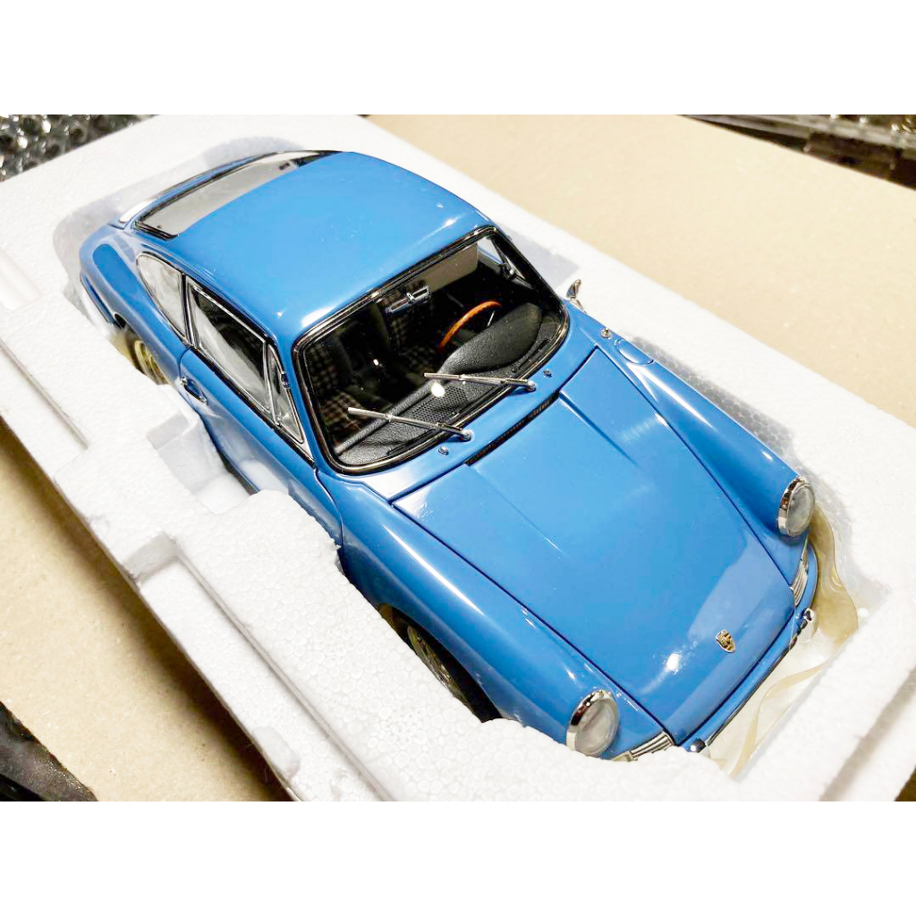 [新鮮貨] [全新稀有絕版品] 1/18 CMC Porsche 901 Sportcoupe 1964