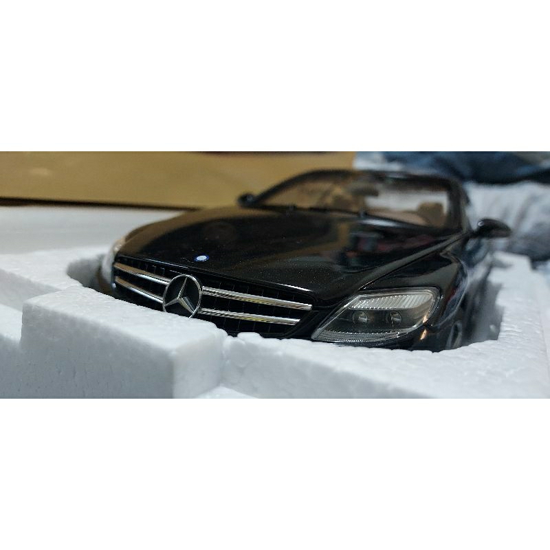 Autoart 1/18 Mercedes Benz CL63 AMG 黑色