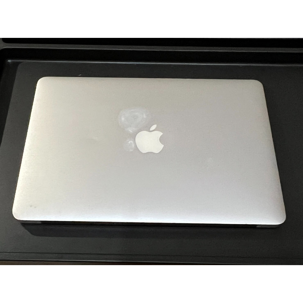 MacBook Air (13 inch, 2011 年中) 雙核心 1.8GHz i7處理器 文書筆電