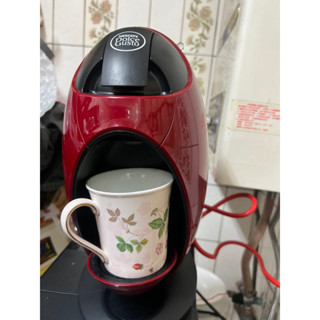 雀巢 龍蛋膠囊式咖啡機 NDG250Nescafe Dolce Gusto Genio膠囊咖啡機，功能正常