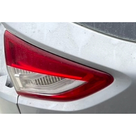 2016 FORD KUGA 柴油 2.0 左右內側尾燈  零件車拆下