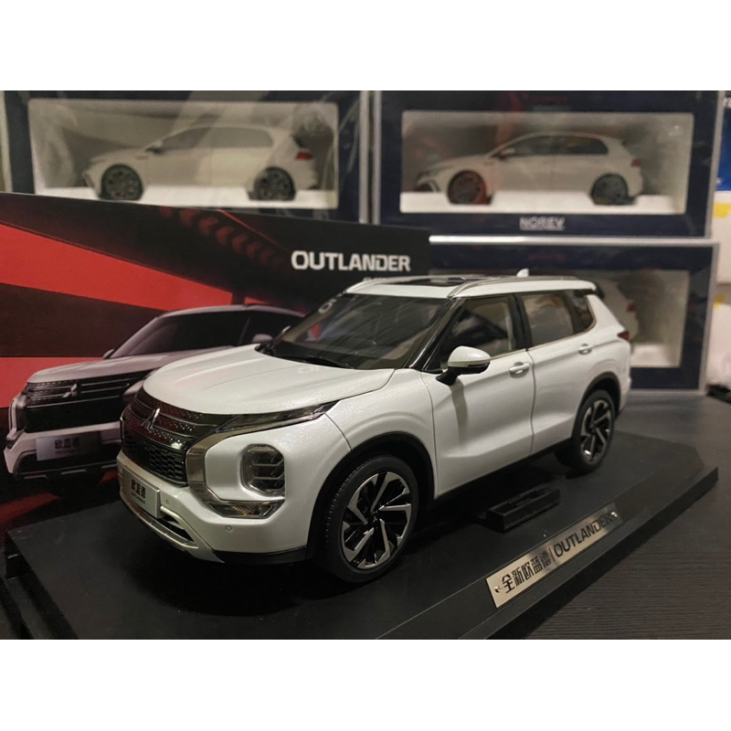 【E.M.C】1:18 1/18 原廠 三菱 Mitsubishi Outlander SUV 大改款 金屬模型車