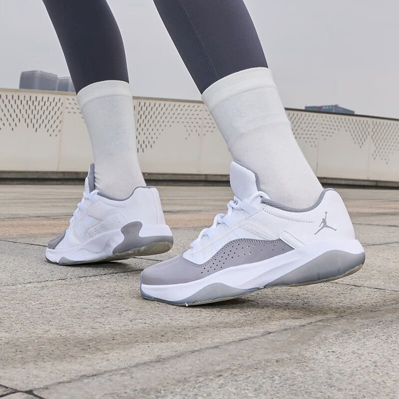 柯拔 Air Jordan 11 CMFT Low DV2629-101 籃球鞋