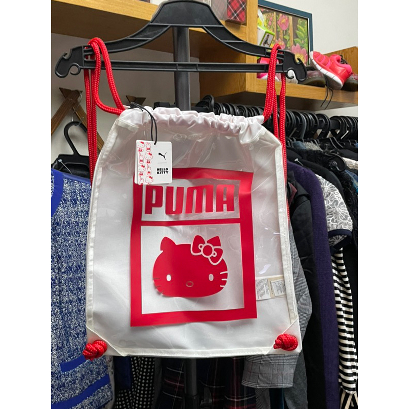 PUMA X HELLO KITTY 束口袋 後背包。。