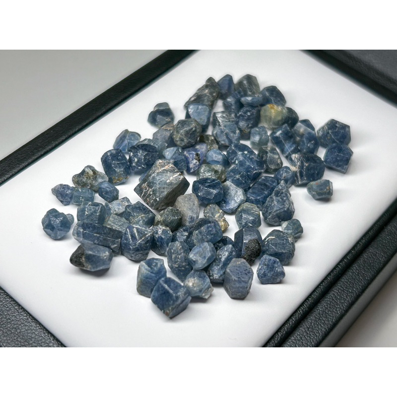 藍寶石 剛玉 原礦 原石 碎石 特色生長紋 非洲 藍剛玉 天然原礦