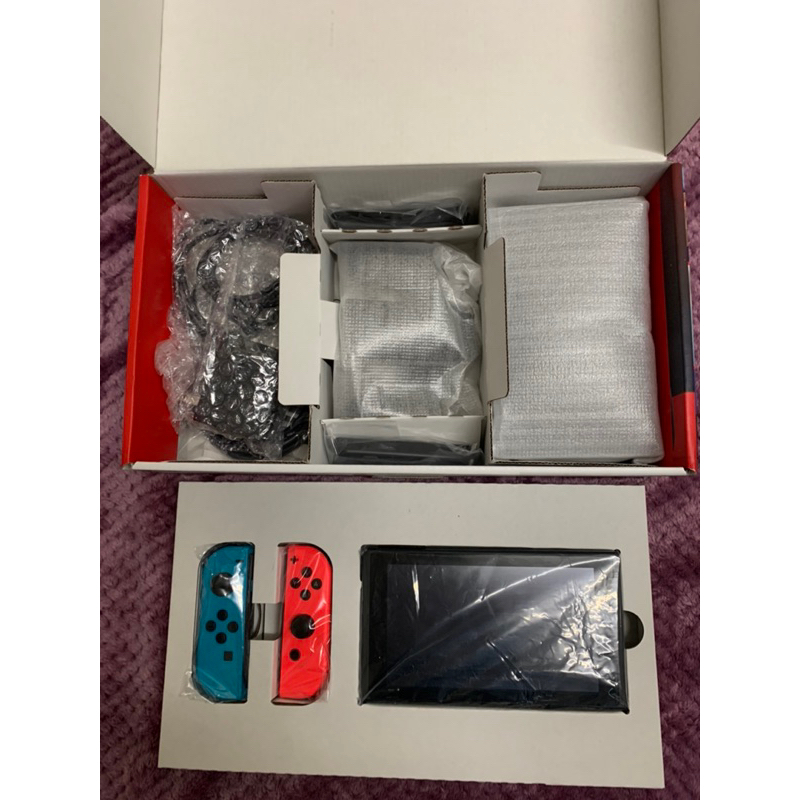 Switch 主機（電力加強版）+健身環 二手