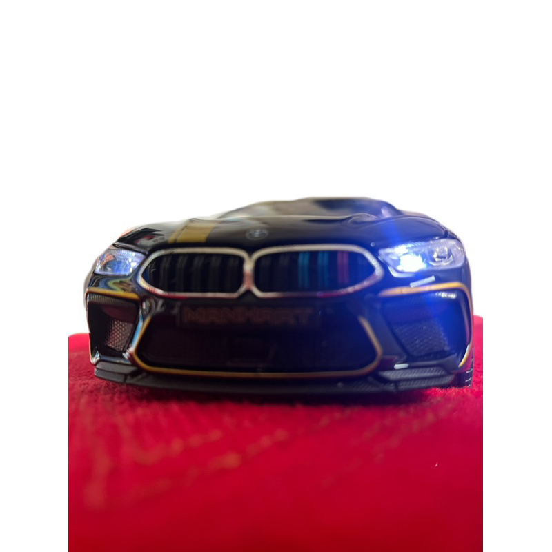 BMW M8 小型模型車 多功能