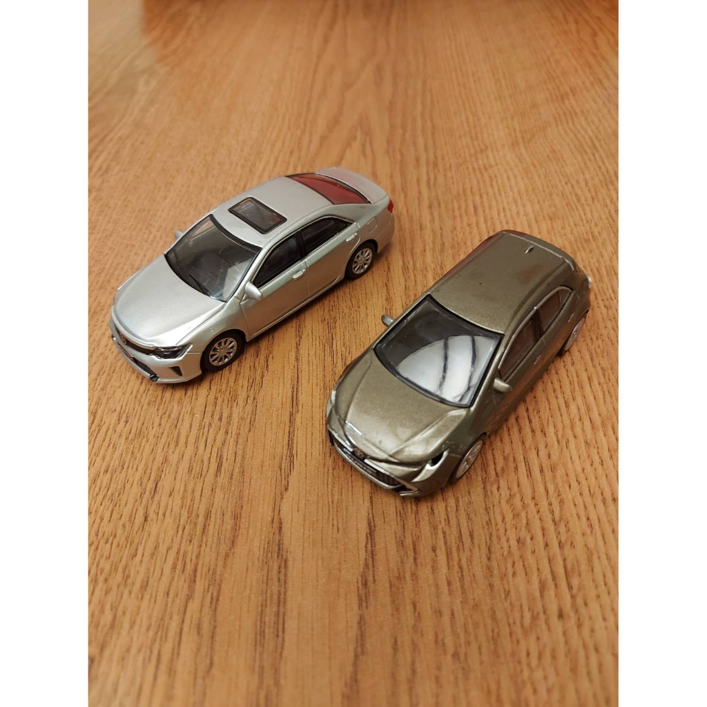 二手玩具車 - 轎車/休旅車 (兩台合售)