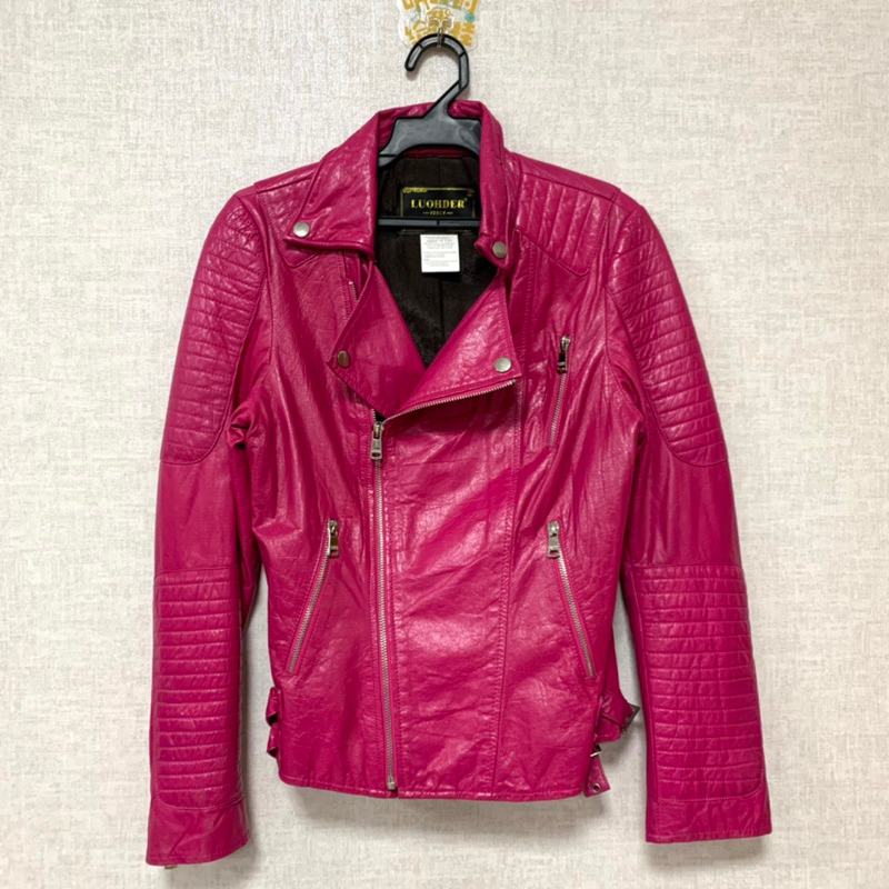 粉紅色 機能皮衣夾克⭐️。