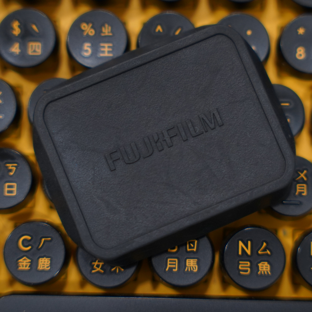 Fujifilm xf 18mm f2 遮光罩及方形蓋