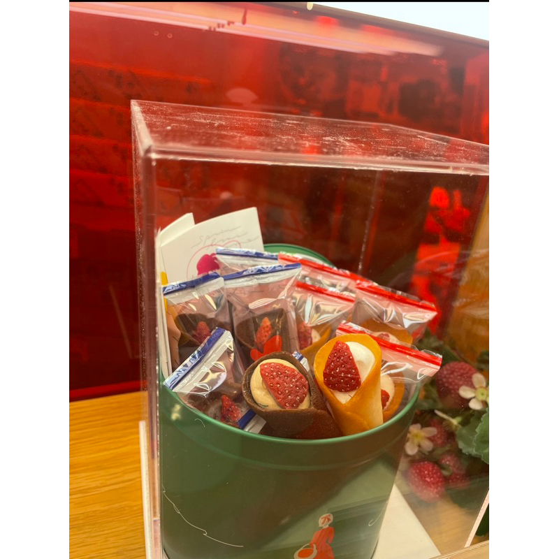 【8na日貨連線】現貨🌟日本 AUDREY 草莓花束 情人節 花束 限定 草莓花束餅乾