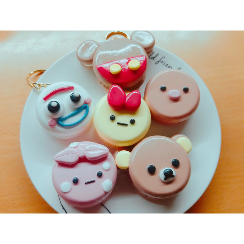 〈小熊🐻&amp;小黎🎈的店〉_手工馬卡龍吊飾 婚禮小物 角落生物企鵝/BT21無尾熊/拉拉熊/米奇/禮物/送禮/生日禮物/朋友