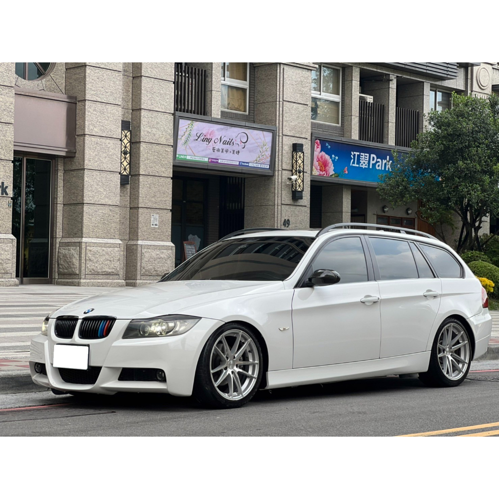 寶馬 BMW E91 320i 旅行車 Touring 精品改裝 全景天窗 大螢幕 藍牙 導航 倒車顯影 後出風口