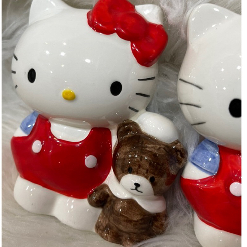 日本進口Hello Kitty陶瓷器抱熊娃娃系列單賣價
