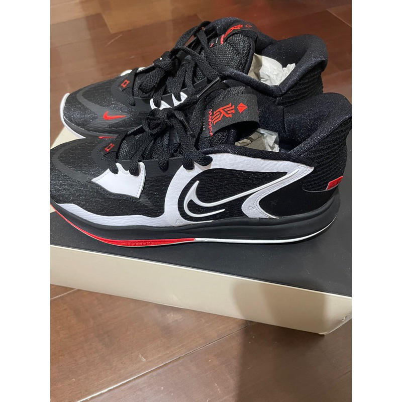 Nike kyrie Irving 5 Low 籃球鞋 25.5cm 全新未落地