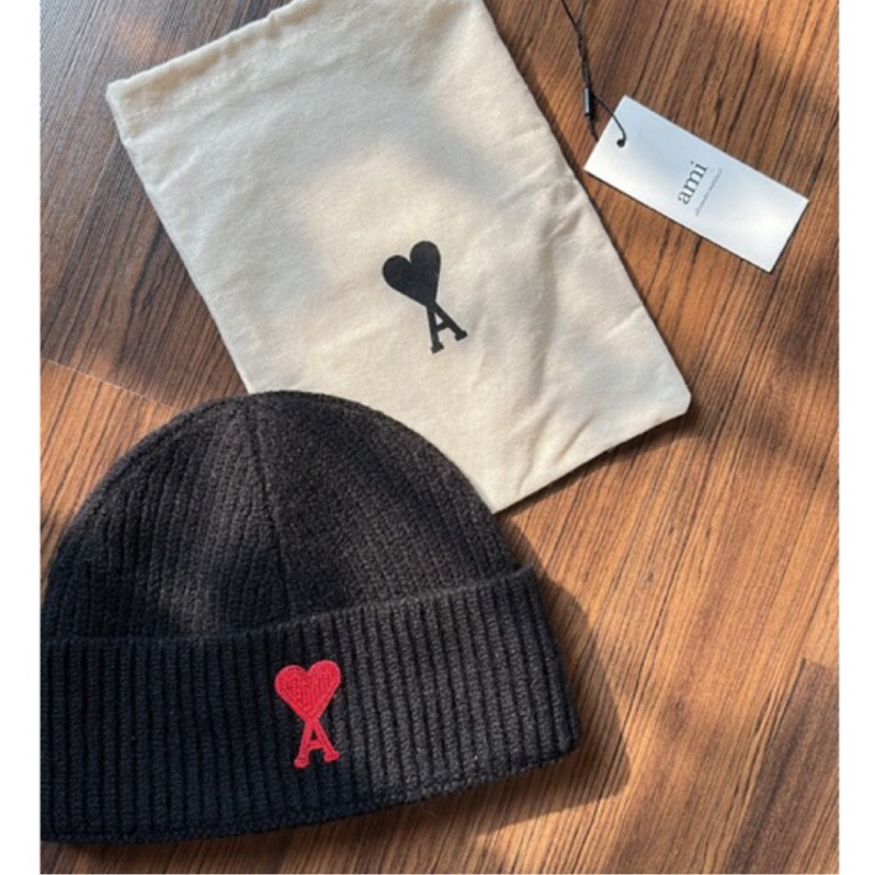 全新。Ami Paris - Ami De Coeur beanie 愛心 毛帽 帽子 羊毛毛帽 愛心刺繡