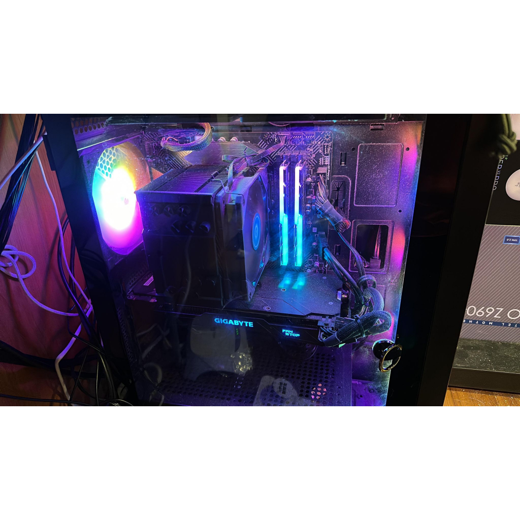 暫缺 有替代方案 I7-12700K Z690 8GX2 RTX3060TI 3A大作 APEX LOL 天堂多開