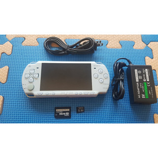 【回憶瘋】售 PSP 水藍色限定機 (已改機.內建遊戲) 贈送32G套卡 8成5新 玩戰神不當機