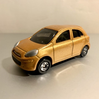 Tomica Nissan March 金色 日產 多美 小汽車 二手玩具車 運載車盒組拆出