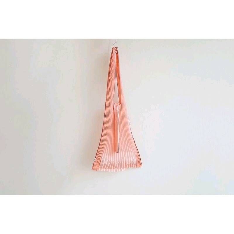 ［現貨L號］日本 Kna Plus PLECO 環保皺摺包 購物袋 側背包 - 粉紅色 #似樹幹包