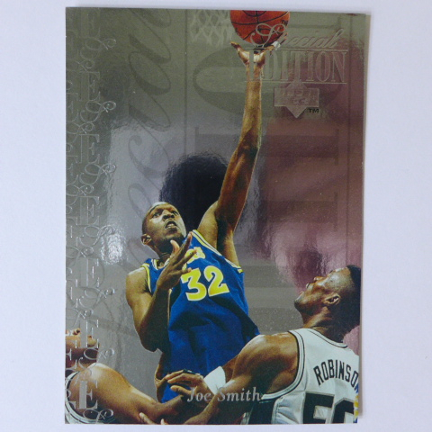 ~ Joe Smith ~RC選秀狀元/NBA球星/喬·史密斯 1995年UD.金屬設計.新人特殊卡