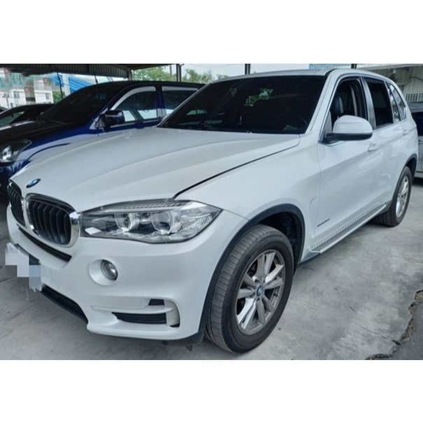 BMW X5 2015-08 白 2.0 4WD 售價: 90萬