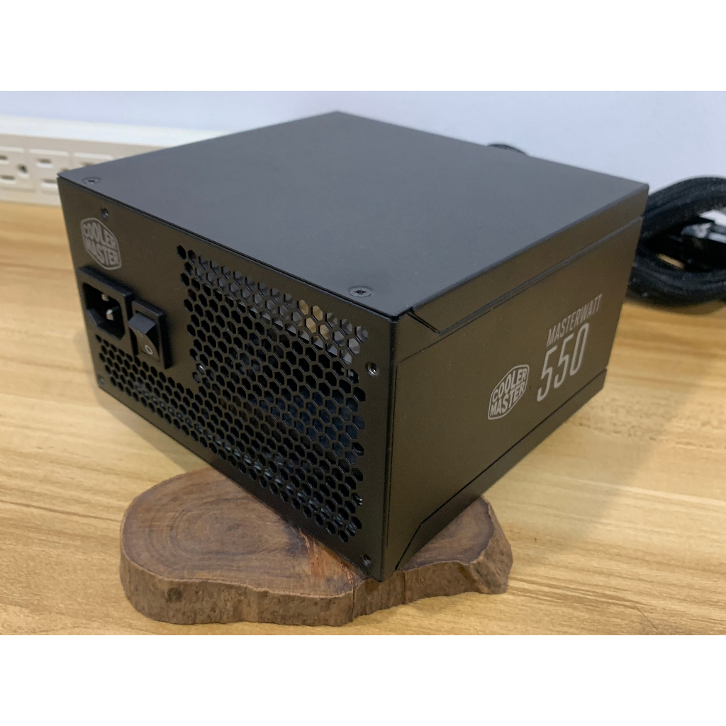 Cooler Master 酷碼 電源供應器 MASTERWATT 550W