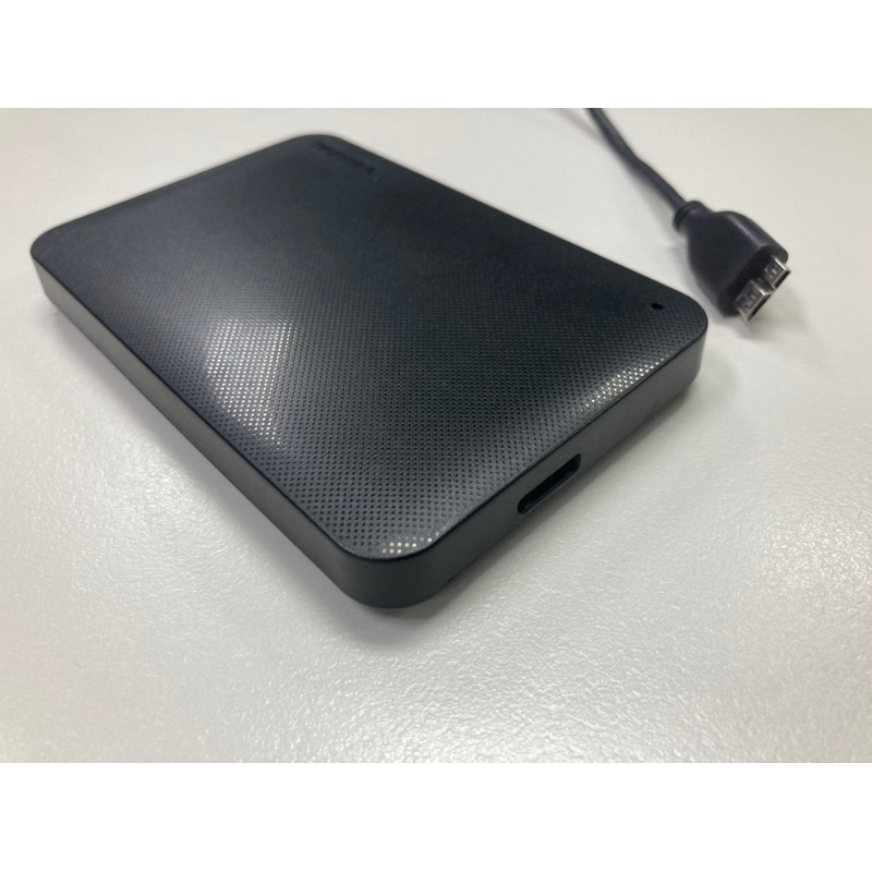 toshiba USB 1tb 2.5吋外接式硬碟(黑）