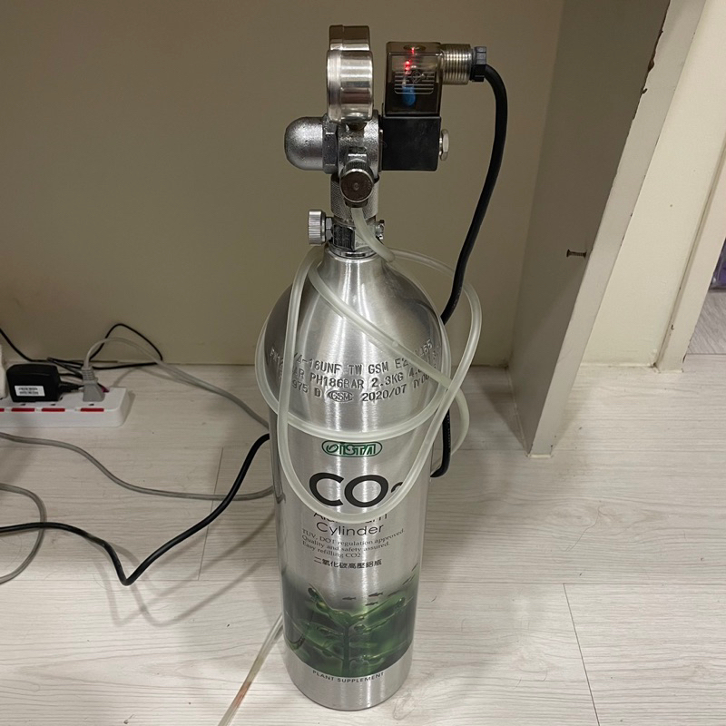 【二手物況優】伊士達 CO2 鋁瓶 3.0L + 小雙錶 電磁閥