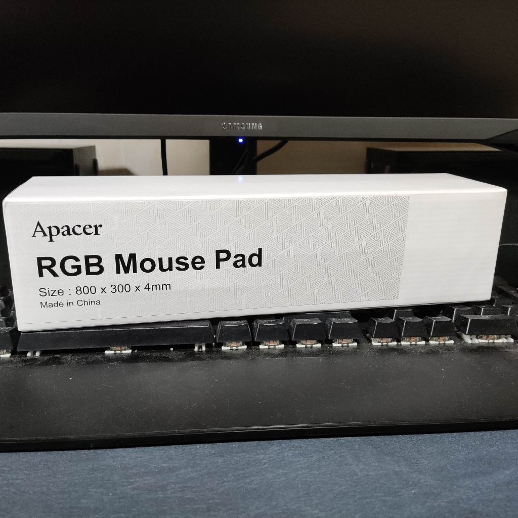 宇瞻科技 RGB 電競滑鼠墊 Apacer RGB Mouse Pad