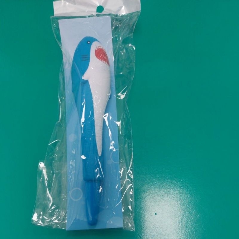 Ikea   鯊魚筆
